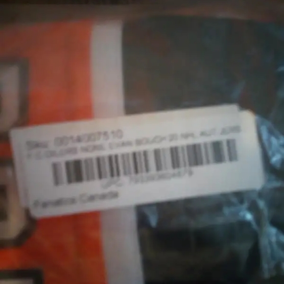 Bouchard signed jersey (still in packed seal) - Picture 3 of 4